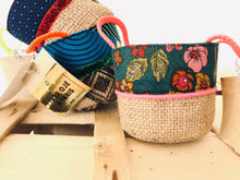 Charger l'image dans la galerie, Cache-pot en sac de café upcyclé - fait main - à Paris