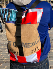 Charger l'image dans la galerie, Sac à dos en sac de café et bâche publicitaire Upcyclés