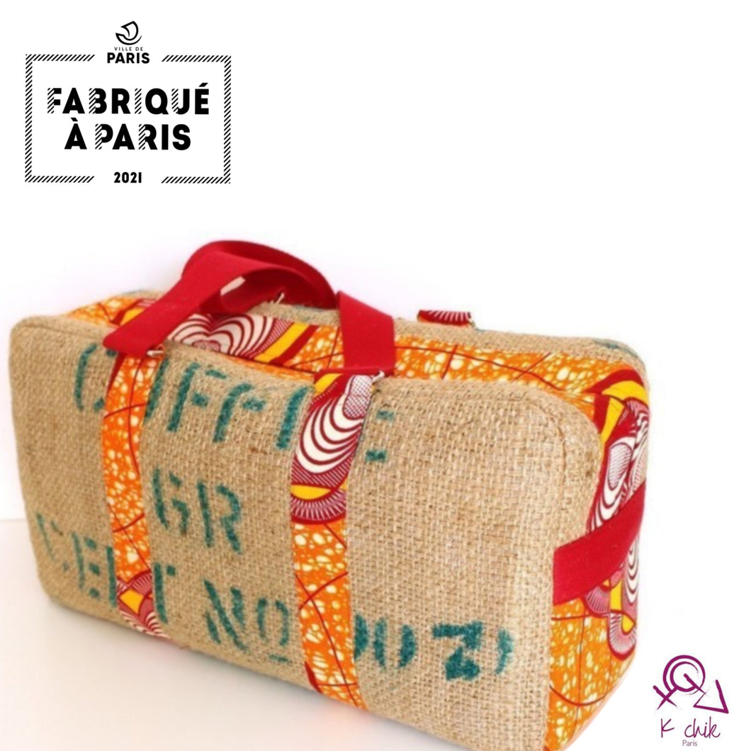Grand voyageur en sac de café upcyclé et applications tissus imprimé